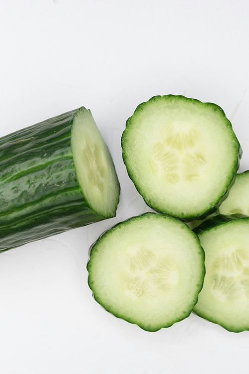 cucumber slices as a low carb snack idea for diabetics